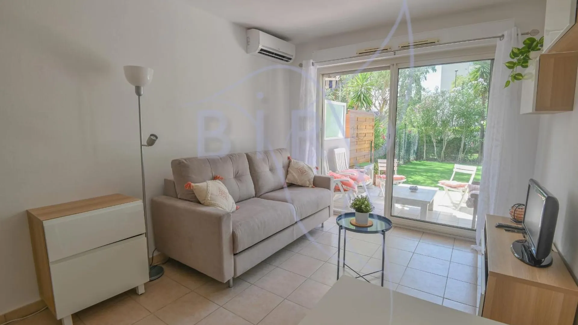 Comfortable Studio Terrace And Private Garden Cannes 0*,
